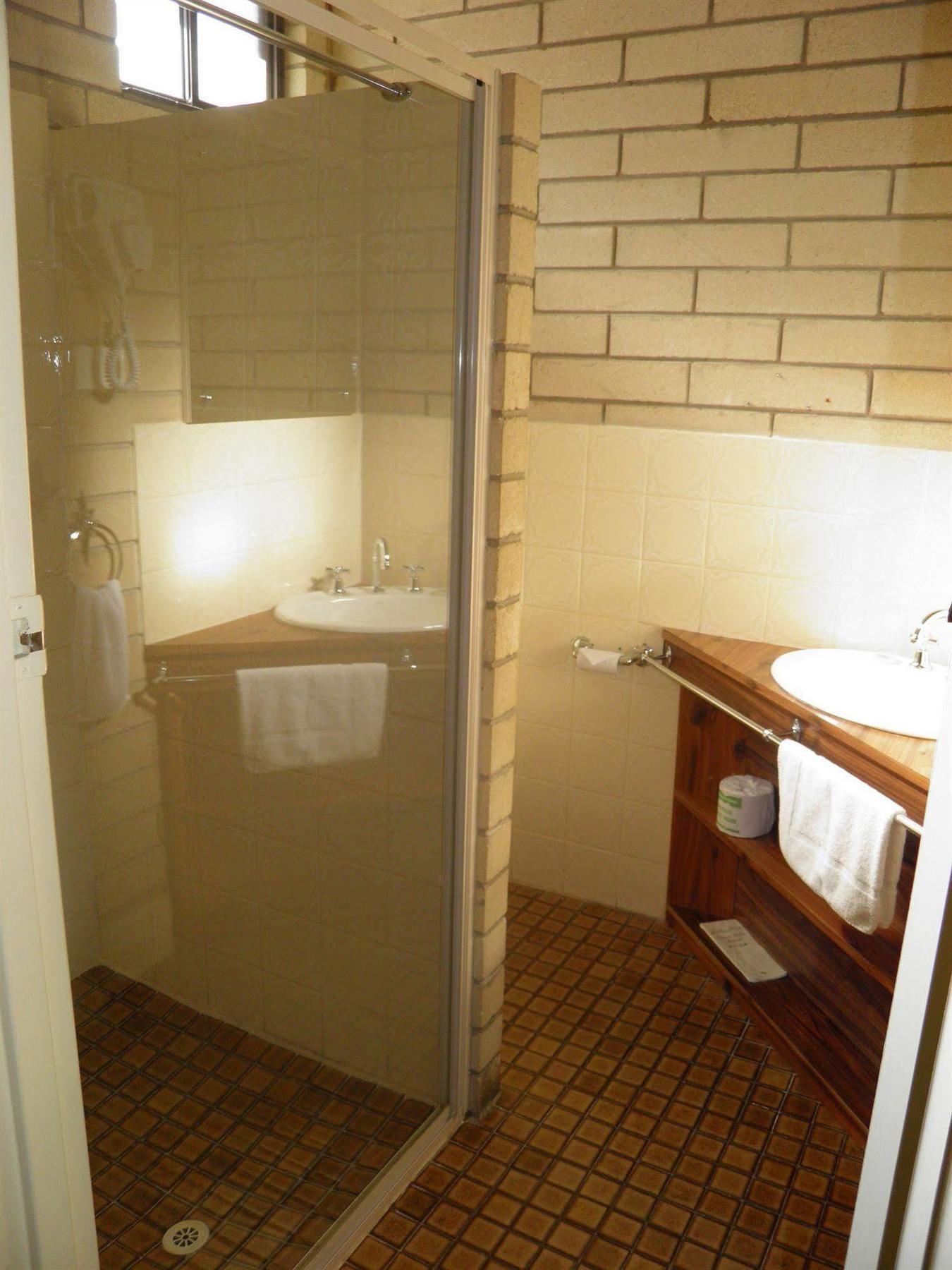 7Th Street Motel Мілд'юра Екстер'єр фото